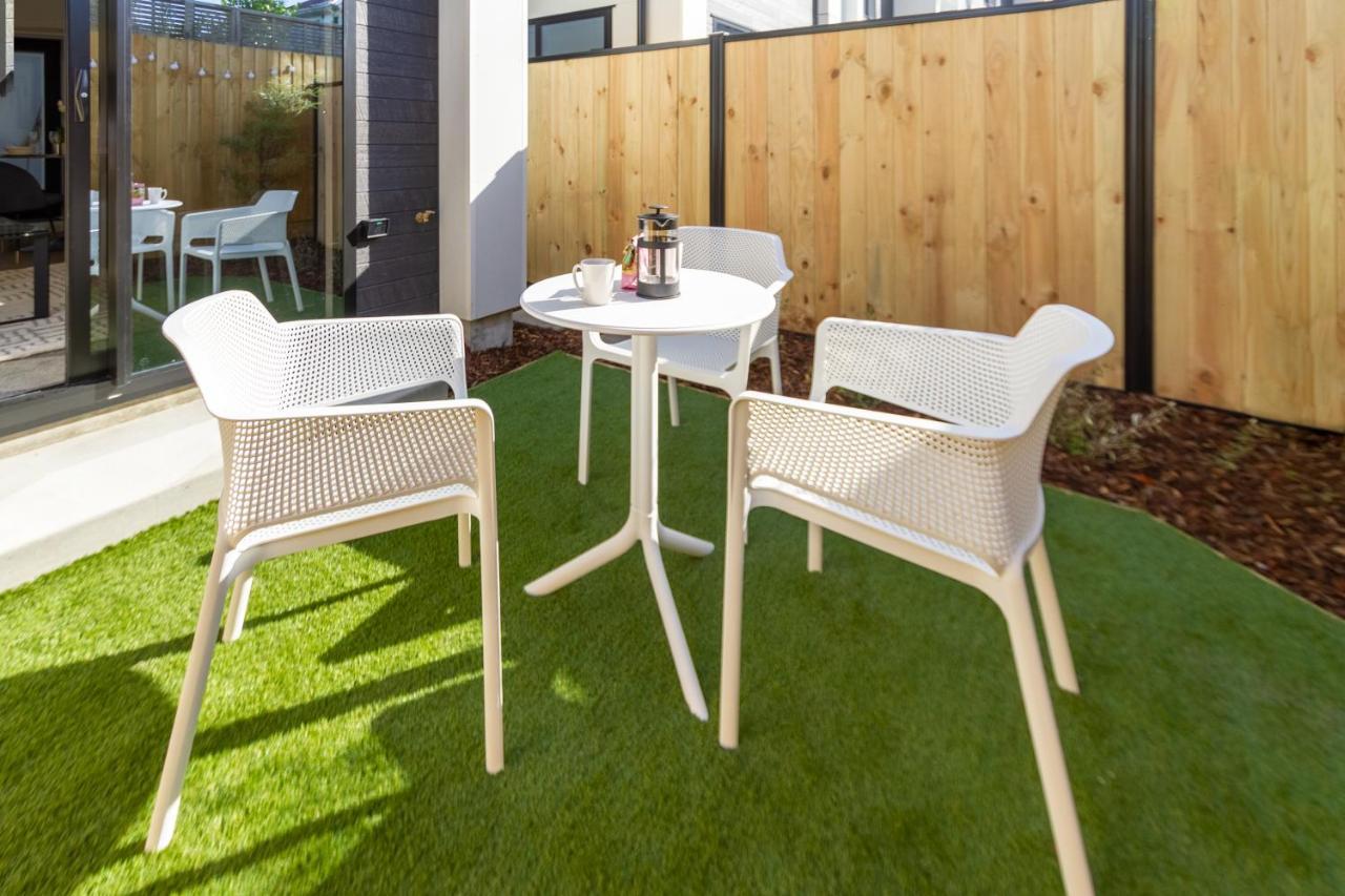 Central City Awaits 2 Bed 2 Bath With Carpark Christchurch Esterno foto