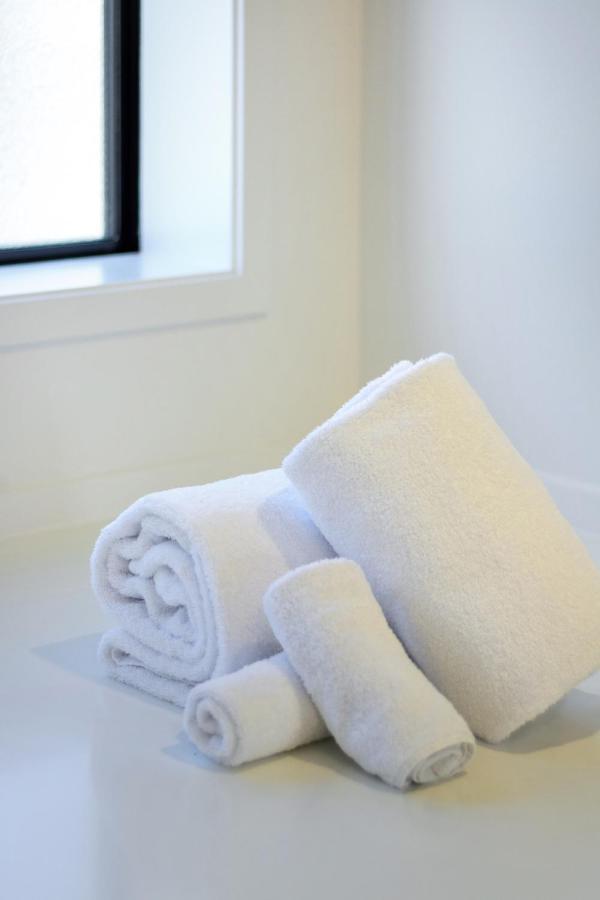 Central City Awaits 2 Bed 2 Bath With Carpark Christchurch Esterno foto