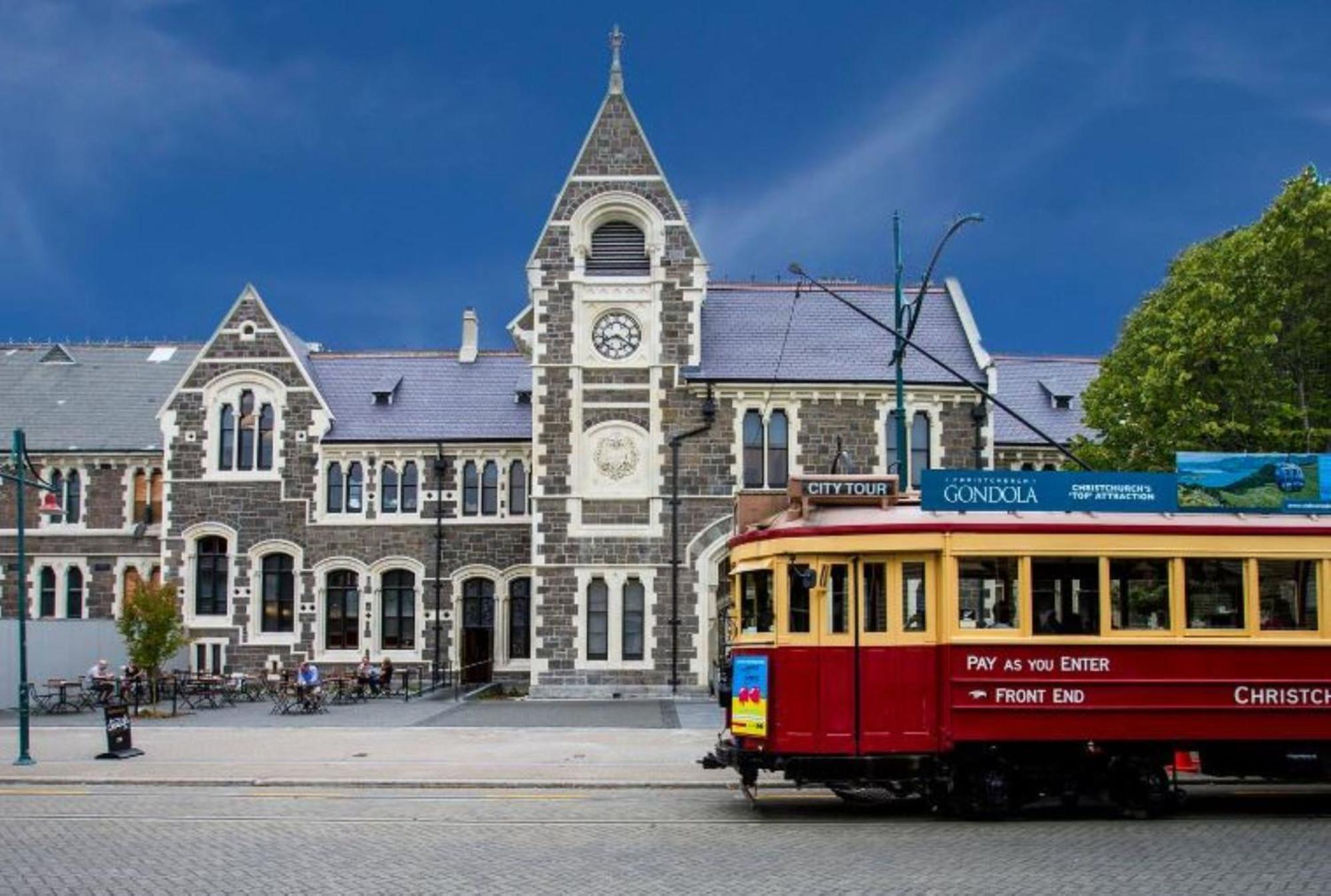 Central City Awaits 2 Bed 2 Bath With Carpark Christchurch Esterno foto